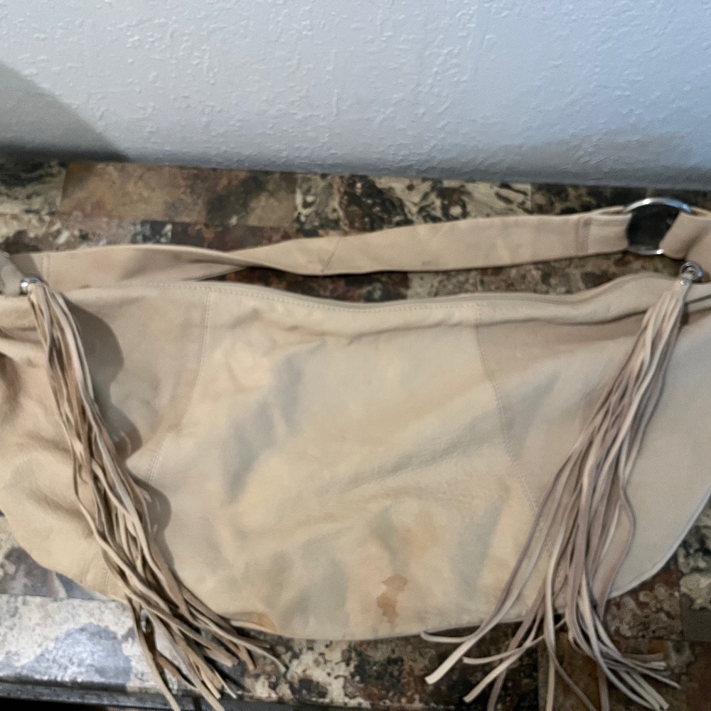 Arden B. Leather purse